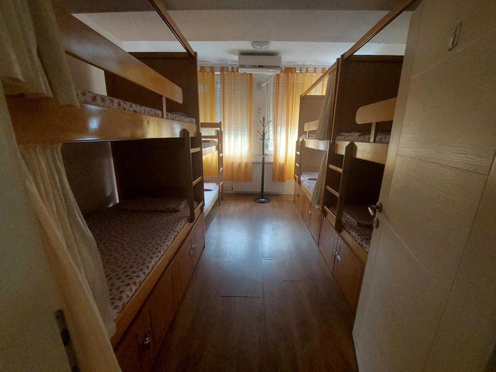 Hostel Valentin 2 سكوبجي المظهر الخارجي الصورة