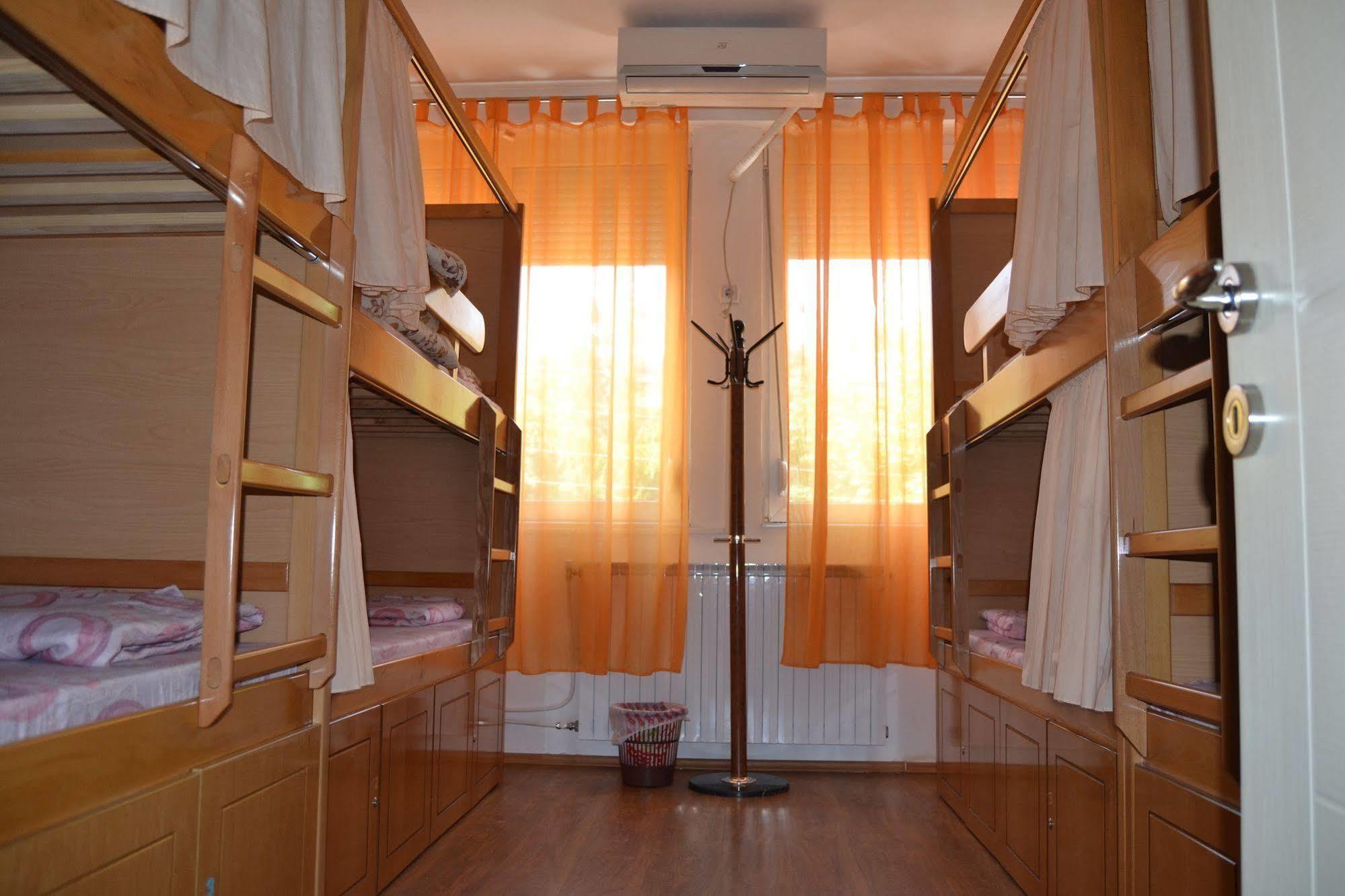 Hostel Valentin 2 سكوبجي المظهر الخارجي الصورة
