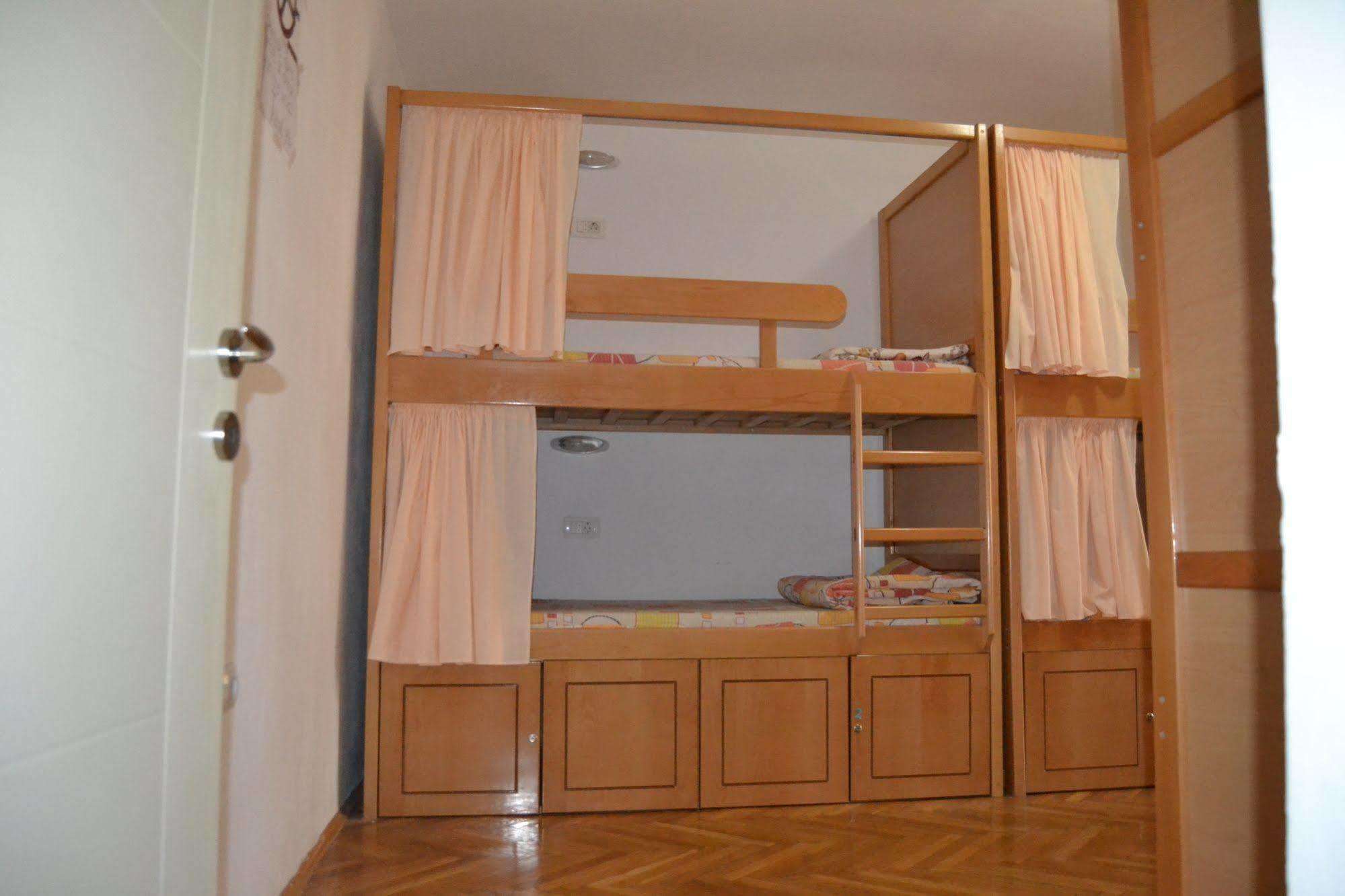 Hostel Valentin 2 سكوبجي المظهر الخارجي الصورة